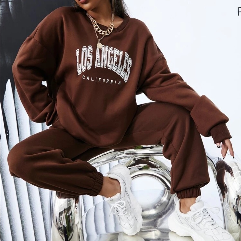 Brown sweat set